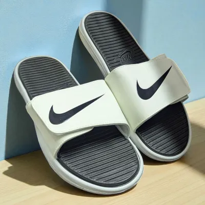 Nike Slide Sandals conic Comfort with Swoosh Style 