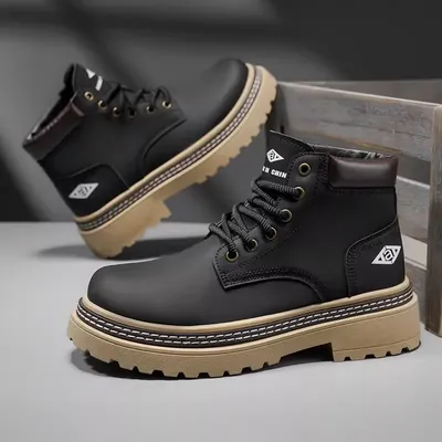 New Autumn and Winter Men's Shoes Leather Fashion Boots Waterproof Anti-Slip Rhubarb Boots Cross-Border Large Size