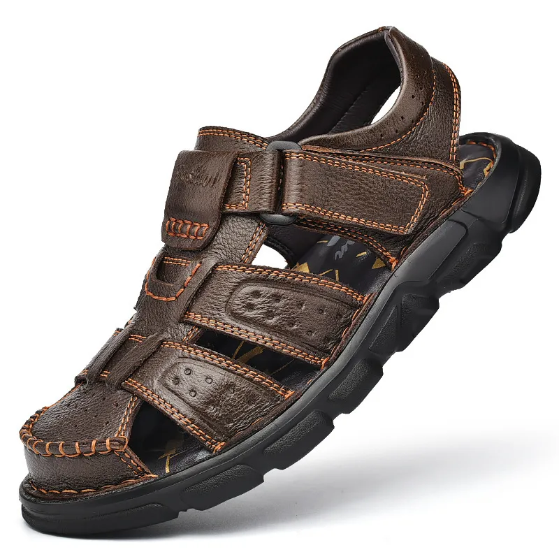 New Men's Sandals  Summer Cowhide Beach Summer Sports Europe Station
