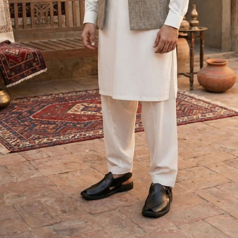 Peshawri Chappal in Black by Khan's Wear  High Quality Men Peshawri Chappal 