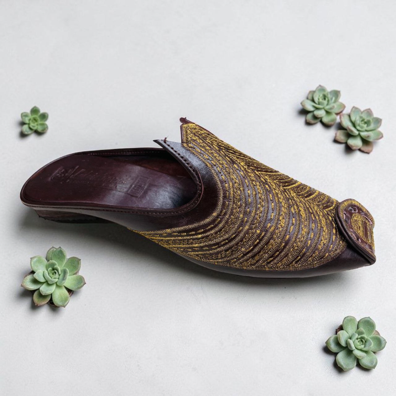 Embroidered Peshawari Chappals Handcrafted Leather 