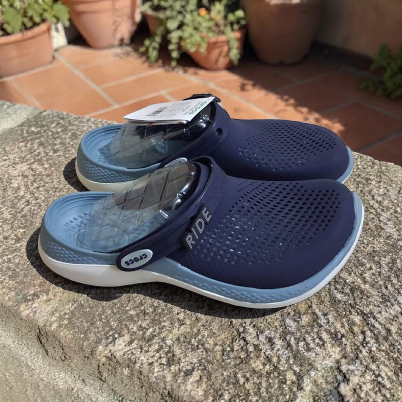 Crocs Summer New  Generation Printed Clogs for Couples Lightweight Non-Slip Beach Shoes Men's