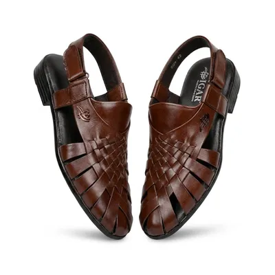 Brown Woven Sandals — Traditional Closed-Toe Design 