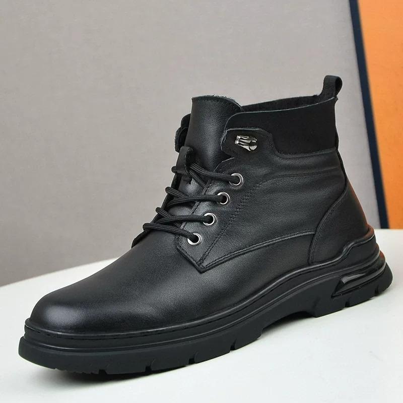 Men's Black Leather Lace-Up Ankle Boot  Fleece Lined, Chunky Sole, Winter Ready