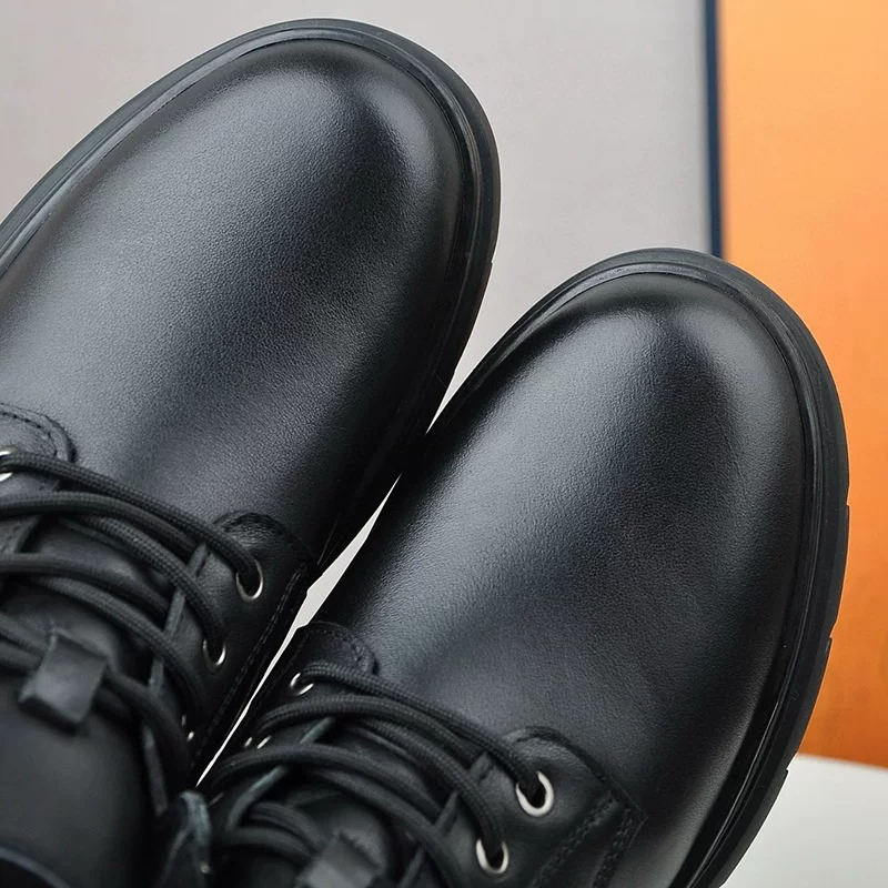 Men's Black Leather Lace-Up Ankle Boot  Fleece Lined, Chunky Sole, Winter Ready