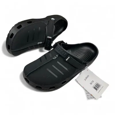 Crocs Classic Clogs – White – Comfort and Style
