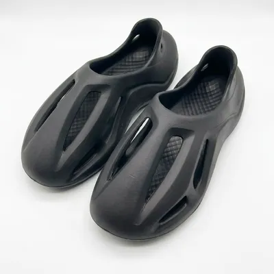 Men's Foam Runner Clogs Lightweight EVA Slip-On Slides