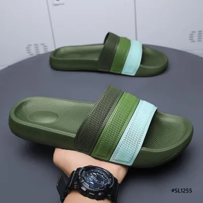  Plush Balance Men’s Slippers