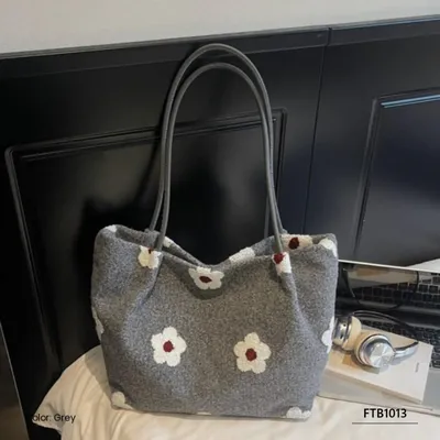 Marixa Women's Totebag