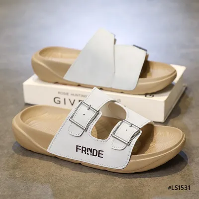 Solid Stride Men’s Sandal