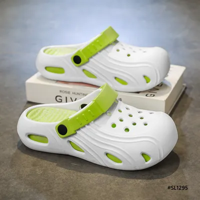 Gentle Walk Men’s Slippers