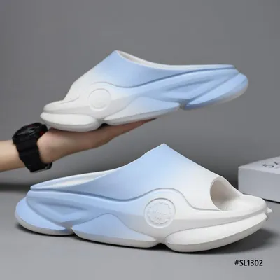 Cozy Trail Men’s Slippers