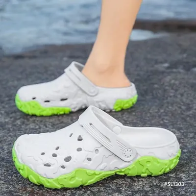 Modern Breeze Men’s Slippers
