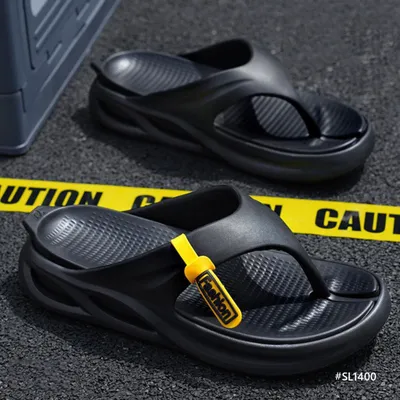 Elite Trail Men’s Slippers