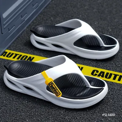 Elite Trail Men’s Slippers