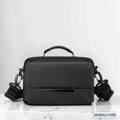 HALRIC VALE MEN'S HANDBAG