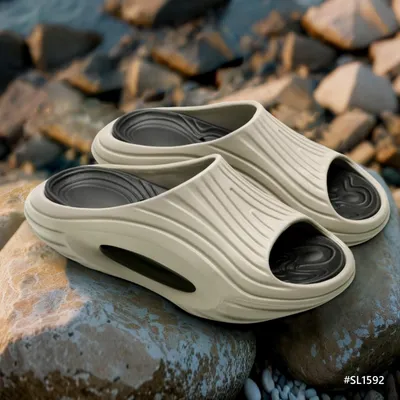Imperial Walk Men's Slipper