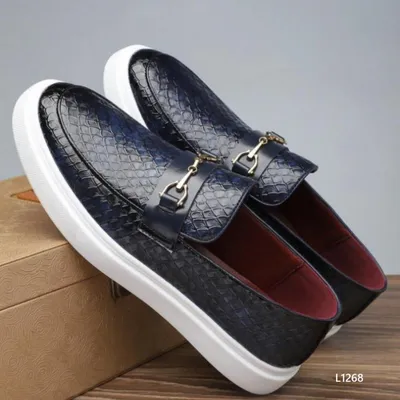 Camden Crest Loafer