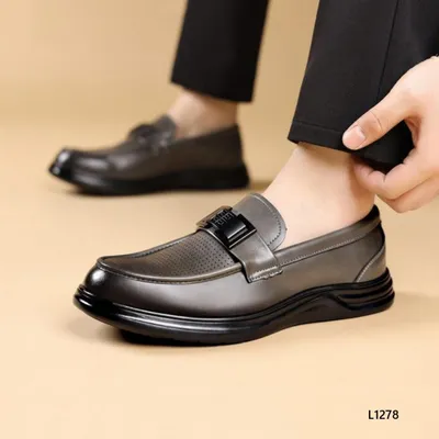 Devon Crest Loafer