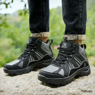 WOLF STRIDE OUTDOOR SHOES