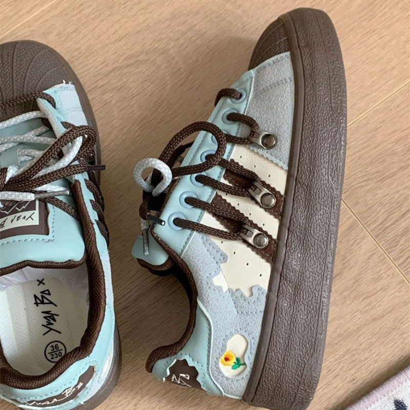 Eira Charm Womens Casual Shoes
