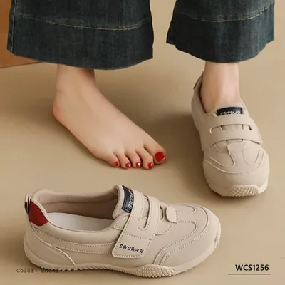 Cleo Glow Womens Casual Shoes