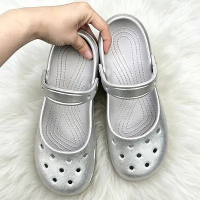 Uvera Lane Women's Slippers