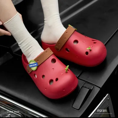 Talora Bay Women's Slippers