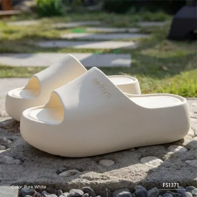 Cyrina Dawn Women's Slippers