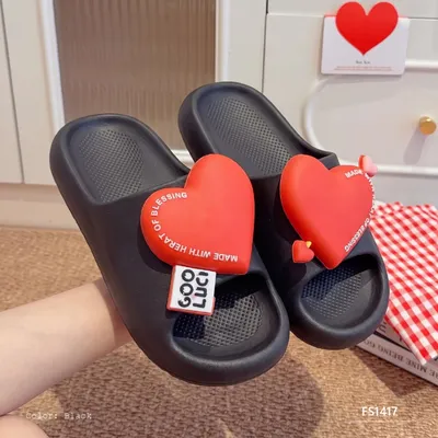 Xelora Pearl Women's Slippers