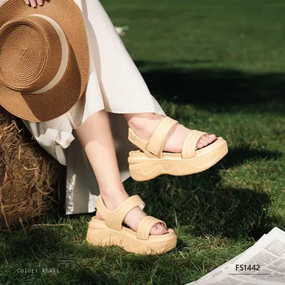 Wistera Shore Women's Slippers