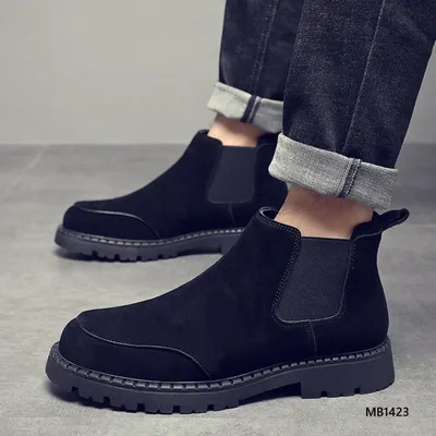 Varnel Crest Martin Boots