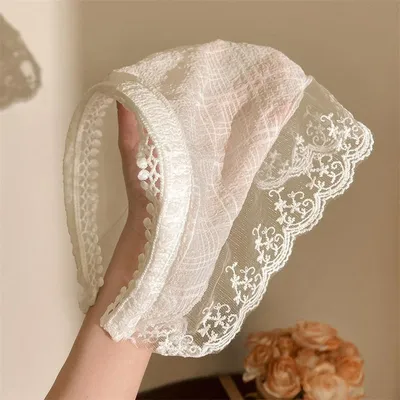 Vintage Korean Lace Triangular Headband Scarf