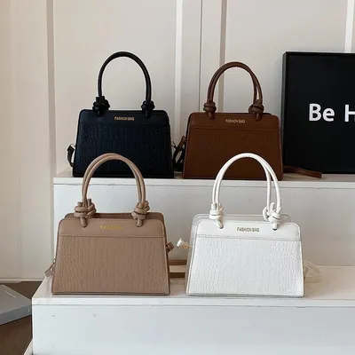 Elegant Crocodile Pattern Women's Bag