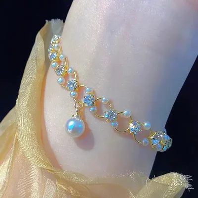  Crystal Pearl Geometric Bracelet