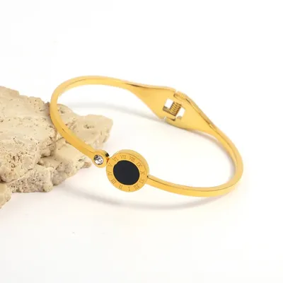 Round Black Roman Numerals Cuff Bracelet 18k 