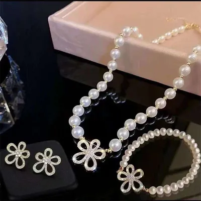 Flower Pearl Necklace Bracelet Earring Set