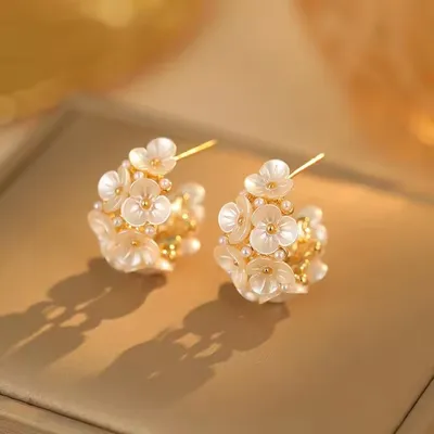 Flower Shell White Pearls Hoop Earrings