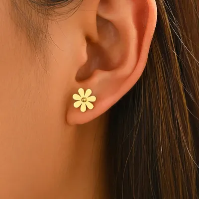 Daisy Flower Gold-Plated Earrings