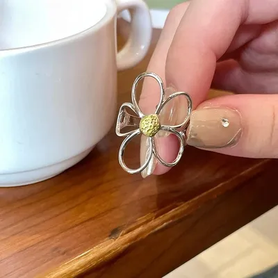 Sterling Daisy Silver Adjustable Finger Ring