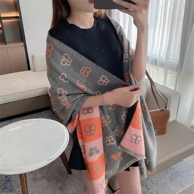 Double-Sided Butterfly Printed Winter Shawl