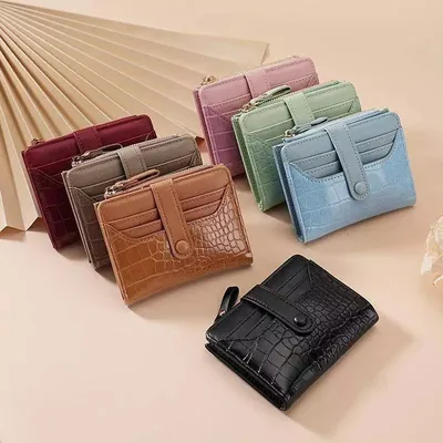 Women's Crocodile Pattern Minimalist Wallet