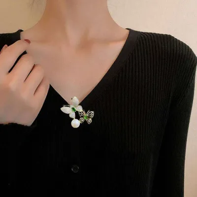  Green Rhinestone Pearl Double Butterfly Brooch Pin