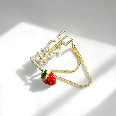 Elegant Nice Strawberry Brooch pin