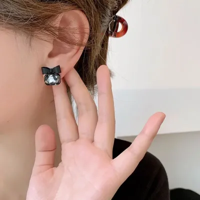 Black Crystal Bowknot Stud Earring