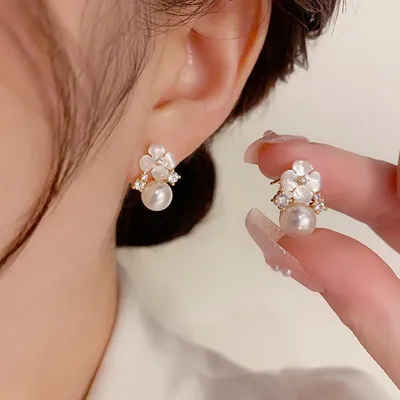 White Four Leaf Flower Zircon Pearl Pendant Stud Earrings