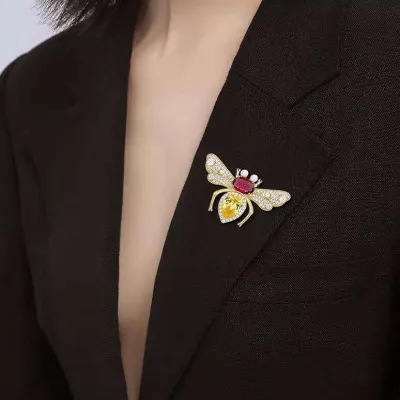 Trendy Animal Crystal Zircon Bee Brooch