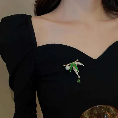 Crystal Bamboo leaf Brooch Pin