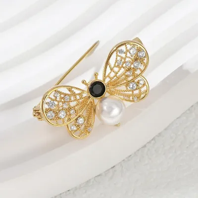 Bow Pearl Zircon Butterfly Shaped Hijab Pin