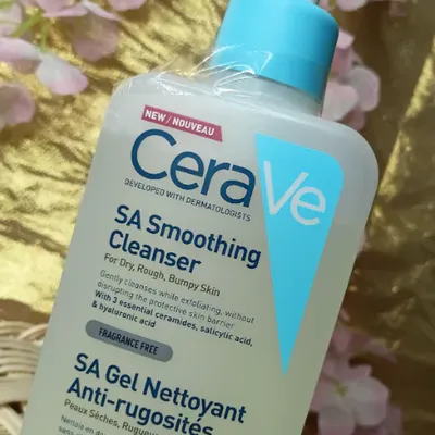 ceraVe SA Smoothing Cleanser 236ml For Dry, Rough, Bumpy Skin (France)